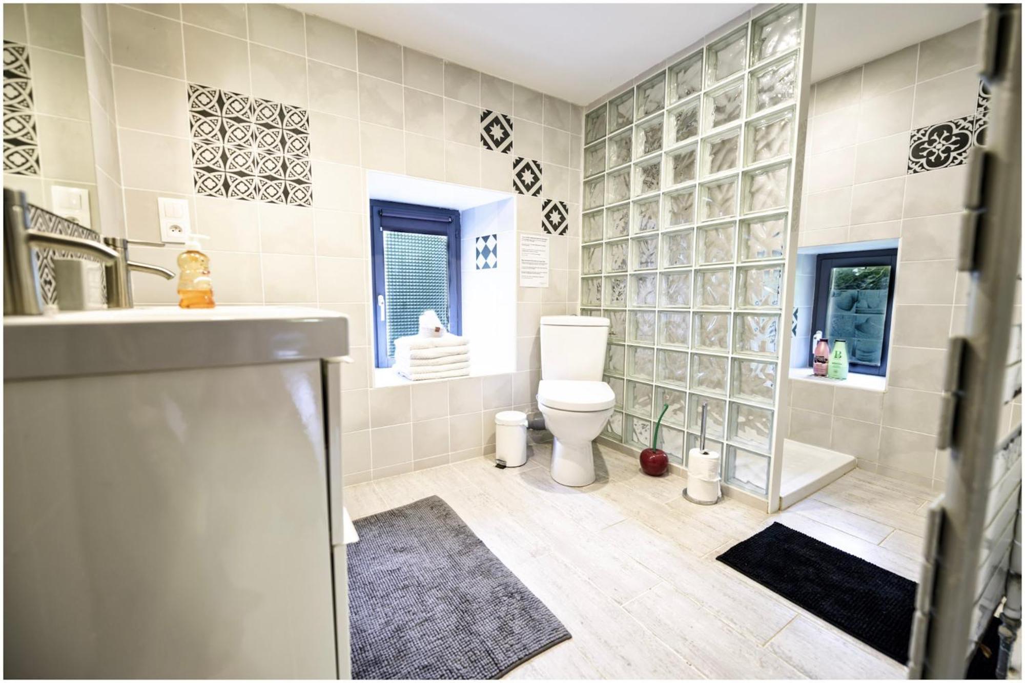 Les 2 Gites Des Chambres De Capucine Carcagny Room photo